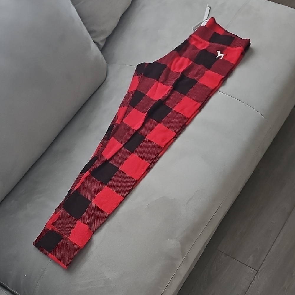 PINK Victoria's Secret Waffle Knit Red and Black Plaid Leggings